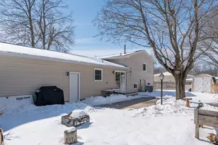 2712 E Main St, Mankato, MN 56001 - Photo 29
