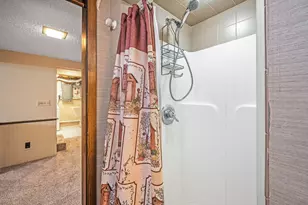 723 Tilden, Fairmont, MN 56031 - Photo 35