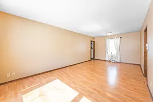 723 Tilden, Fairmont, MN 56031 - Photo 9