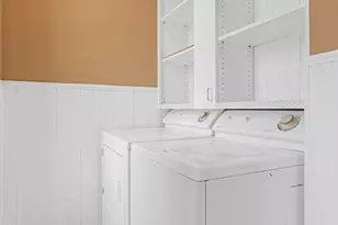 240 1/2 Western Ave S, Saint Paul, MN 55102 - Photo 25