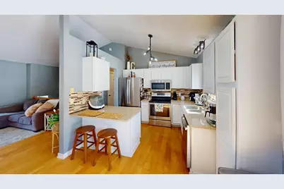 1302 36th Street SW, Rochester, MN 55902 - Photo 9