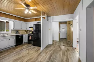 307 Elm Ave SW, Montgomery, MN 56069 - Photo 9