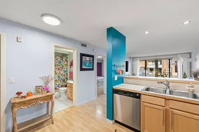 48 Groveland Terrace #B103, Minneapolis, MN 55403 - Photo 5