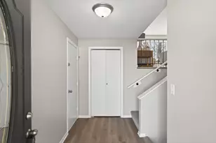 8412 Sumter Circle N, Brooklyn Park, MN 55445 - Photo 3