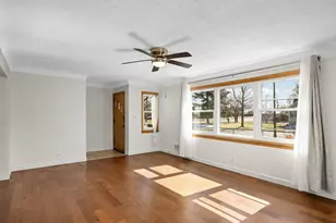 1709 Field Ave, Saint Paul, MN 55116 - Photo 3