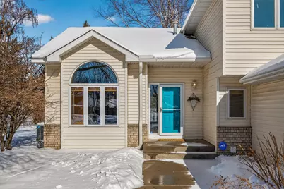 1157 Ridge Bluff Court, Chaska, MN 55318 - Photo 3