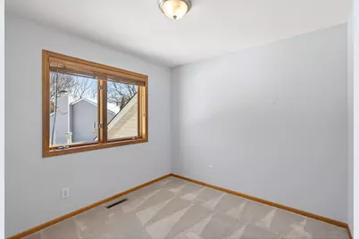 1157 Ridge Bluff Court, Chaska, MN 55318 - Photo 27