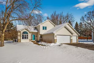 1157 Ridge Bluff Ct, Chaska, MN 55318 - Photo 1
