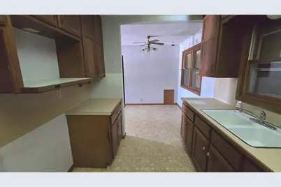 207 Richard Avenue SE, Isanti, MN 55040 - Photo 9