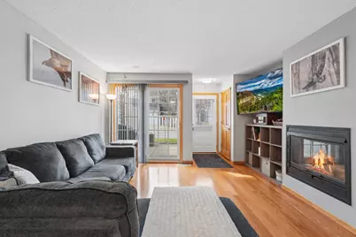 8372 Copperfield Way #113, Inver Grove Heights, MN 55076 - Photo 15