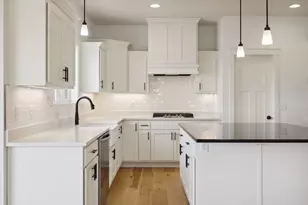 6534 157th St, Savage, MN 55378 - Photo 15