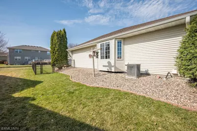 2209 Aspen Lane, North Mankato, MN 56003 - Photo 43