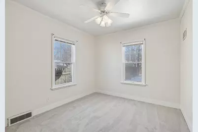 1040 5th Avenue SE, Rochester, MN 55904 - Photo 9