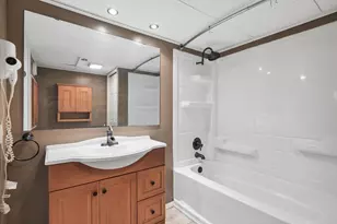 1040 5th Ave SE, Rochester, MN 55904 - Photo 15