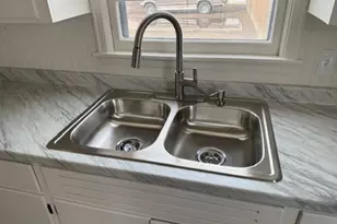 614 Andrews Ave, Breckenridge, MN 56520 - Photo 11