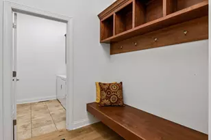 8736 Lake Riley Dr, Chanhassen, MN 55317 - Photo 43