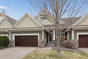 8736 Lake Riley Dr, Chanhassen, MN 55317 - Photo 3