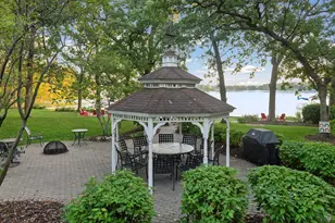 8736 Lake Riley Dr, Chanhassen, MN 55317 - Photo 87