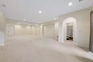 8736 Lake Riley Dr, Chanhassen, MN 55317 - Photo 15