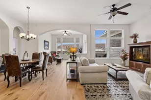 8736 Lake Riley Dr, Chanhassen, MN 55317 - Photo 5