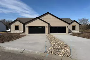 117 Altavista Dr, Detroit Lakes, MN 56501 - Photo 1