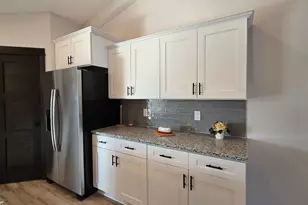 916 Katelyn Circle NE, Montgomery, MN 56069 - Photo 5