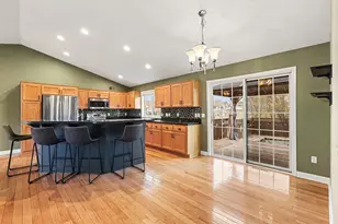 11773 N Meadow Curve, Lindstrom, MN 55045 - Photo 9