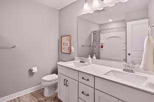 7253 Rogers Ct, Chanhassen, MN 55317 - Photo 33