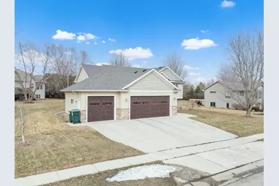 2359 Scenic Point Drive SW, Rochester, MN 55902 - Photo 3