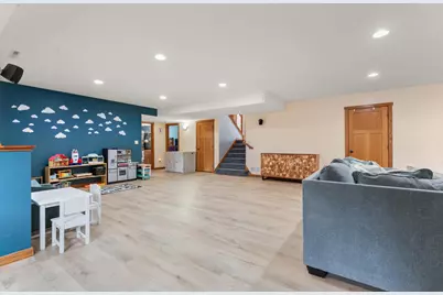 2359 Scenic Point Drive SW, Rochester, MN 55902 - Photo 9