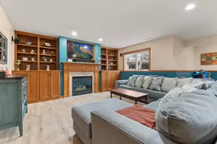 2359 Scenic Point Dr SW, Rochester, MN 55902 - Photo 17