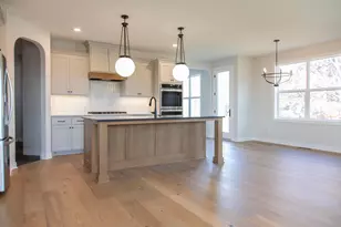 5910 Freeland Alcove N, Hugo, MN 55038 - Photo 9