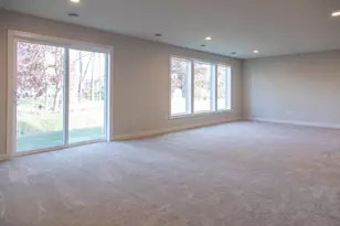 5910 Freeland Alcove N, Hugo, MN 55038 - Photo 17