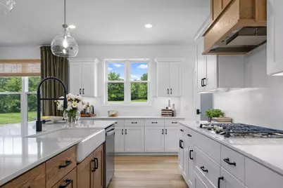 1848 Royal Boulevard N, Lake Elmo, MN 55042 - Photo 3