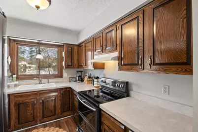 18830 Pheasant Circle, Eden Prairie, MN 55346 - Photo 13