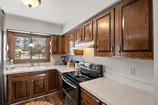 18830 Pheasant Cir, Eden Prairie, MN 55346 - Photo 13