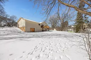 18830 Pheasant Cir, Eden Prairie, MN 55346 - Photo 41