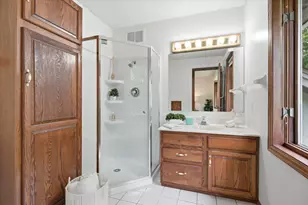 8452 Monterey Ct, Eden Prairie, MN 55347 - Photo 13
