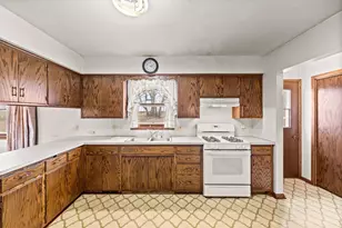 11105 150th St, Cologne, MN 55322 - Photo 9