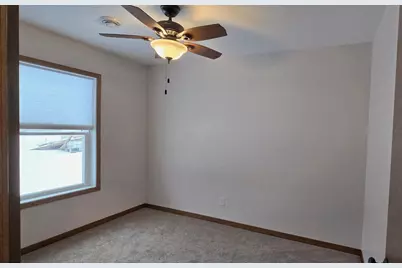 610 E 4th Street, Albert Lea, MN 56007 - Photo 25