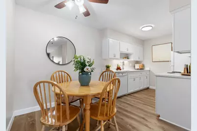 2730 Dale Street N #D214, Roseville, MN 55113 - Photo 3