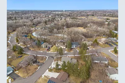 281 Woodridge Drive, Vadnais Heights, MN 55127 - Photo 7