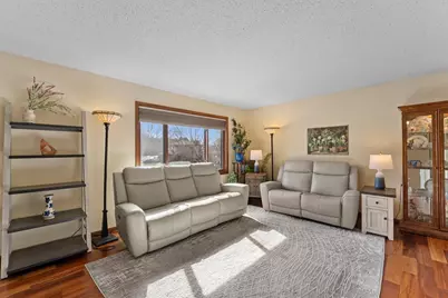 281 Woodridge Drive, Vadnais Heights, MN 55127 - Photo 17