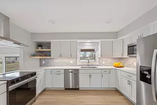 918 Marian St, Waterville, MN 56096 - Photo 33