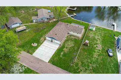 918 Marian Street, Waterville, MN 56096 - Photo 57
