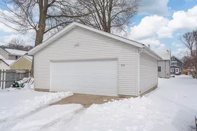 719 Nicollet Avenue, North Mankato, MN 56003 - Photo 17