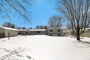 609 N Fourth St, New Richmond, WI 54017 - Photo 3