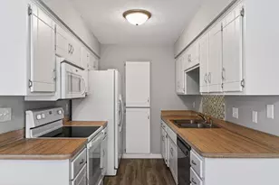 5 Cameo Ln, Circle Pines, MN 55014 - Photo 11