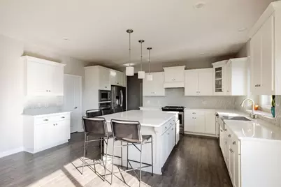 6510 Bridle Path, Corcoran, MN 55340 - Photo 5