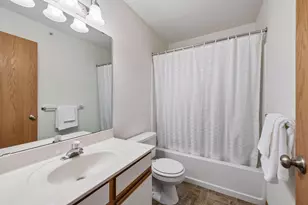 9060 Scarlet Globe Dr, Eden Prairie, MN 55347 - Photo 17